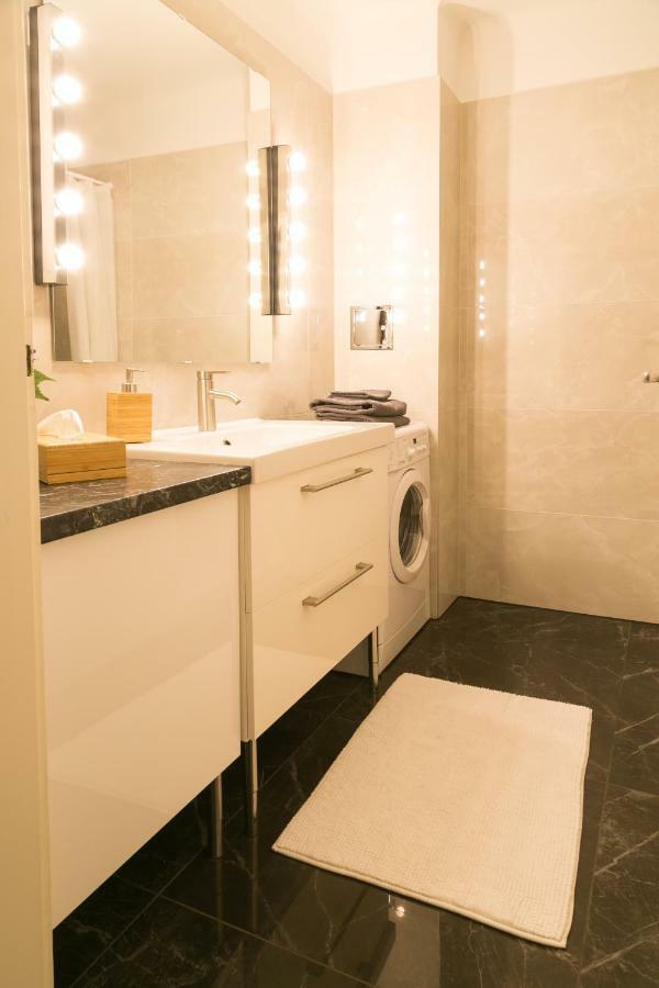 Апартаменты Supreme Vienna Studio Экстерьер фото